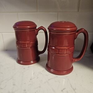Longaberger Paprika Stovetop Shakers
